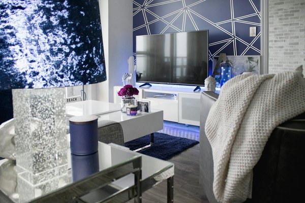 Luminaire salle de bain : les étapes de pose d'une applique murale