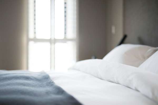 Joshnyelle -Romy Conseils pour bien choisir votre surmatelas